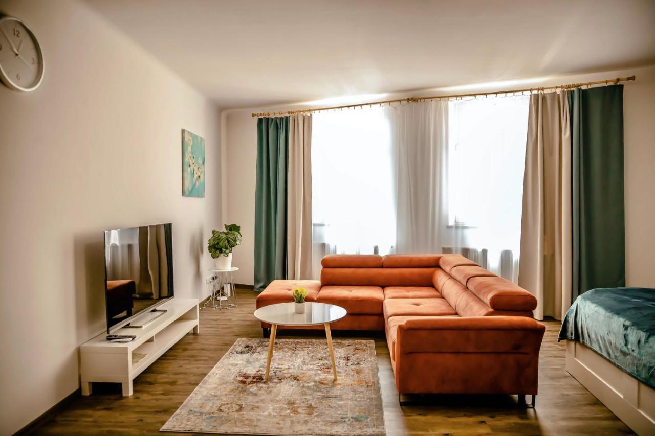 Luxusni Studio Na Velkem Namesti, Wi-Fi, Netflix Hradec Králové Extérieur photo